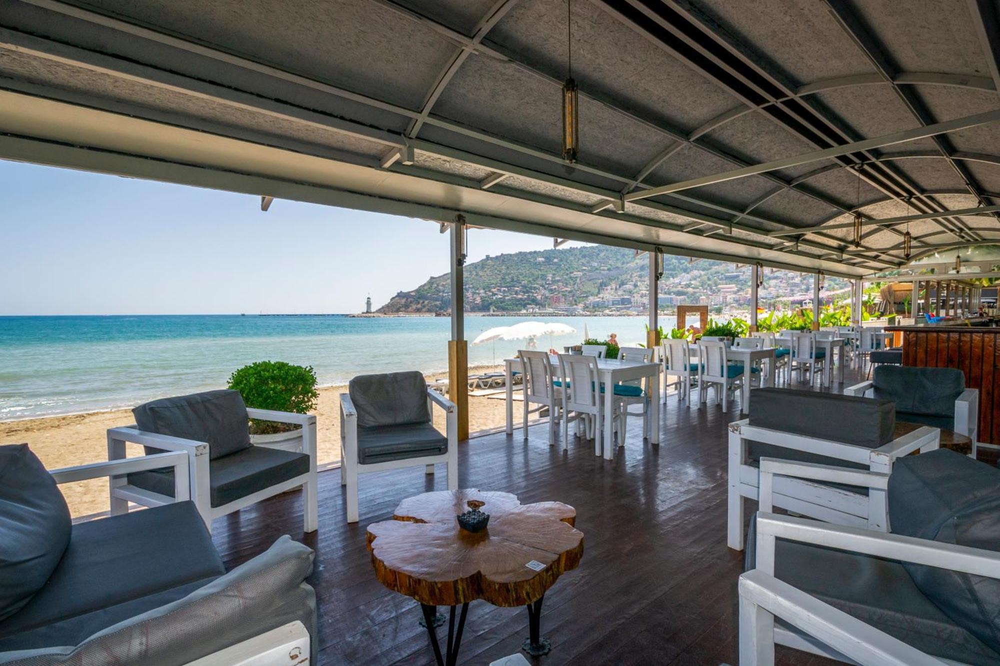 Demanor Adult Only Hotell